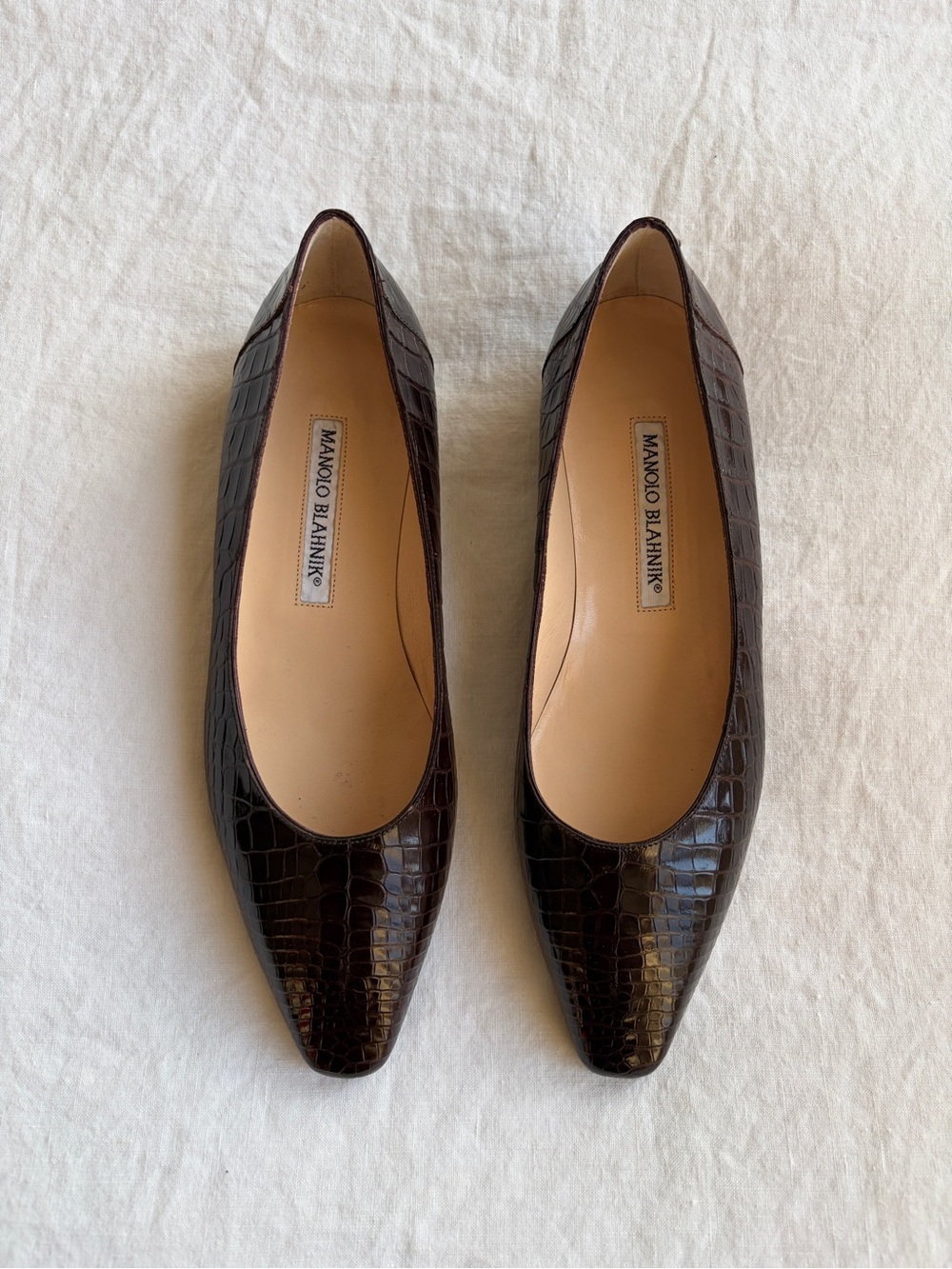 Manolo Blahnik Croc Embossed Leather Pointy Toe Ballet Flats Brown Black